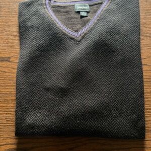 Neiman Marcus Black and Purple Merino Wool V-Neck Sweater Size: XL MSRP: $375.00